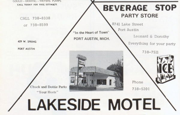 Lakeside Motor Lodge (Lakeside Motel) - Vintage Yearbook Ad (newer photo)